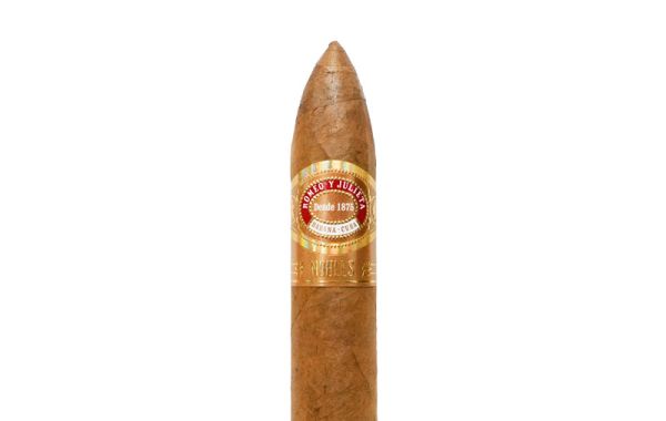 Romeo y Julieta Linea de Oro Nobles