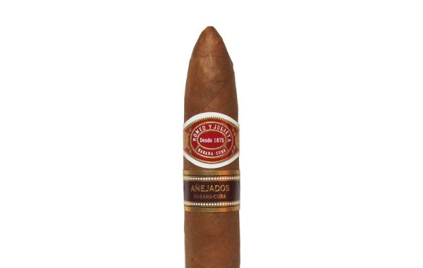 Romeo y Julieta Piramides Anejados